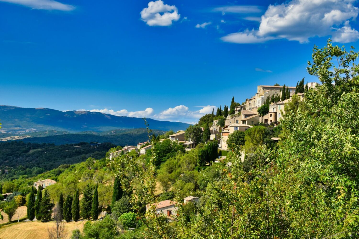 luberon hills tour with driver | Gentle provence